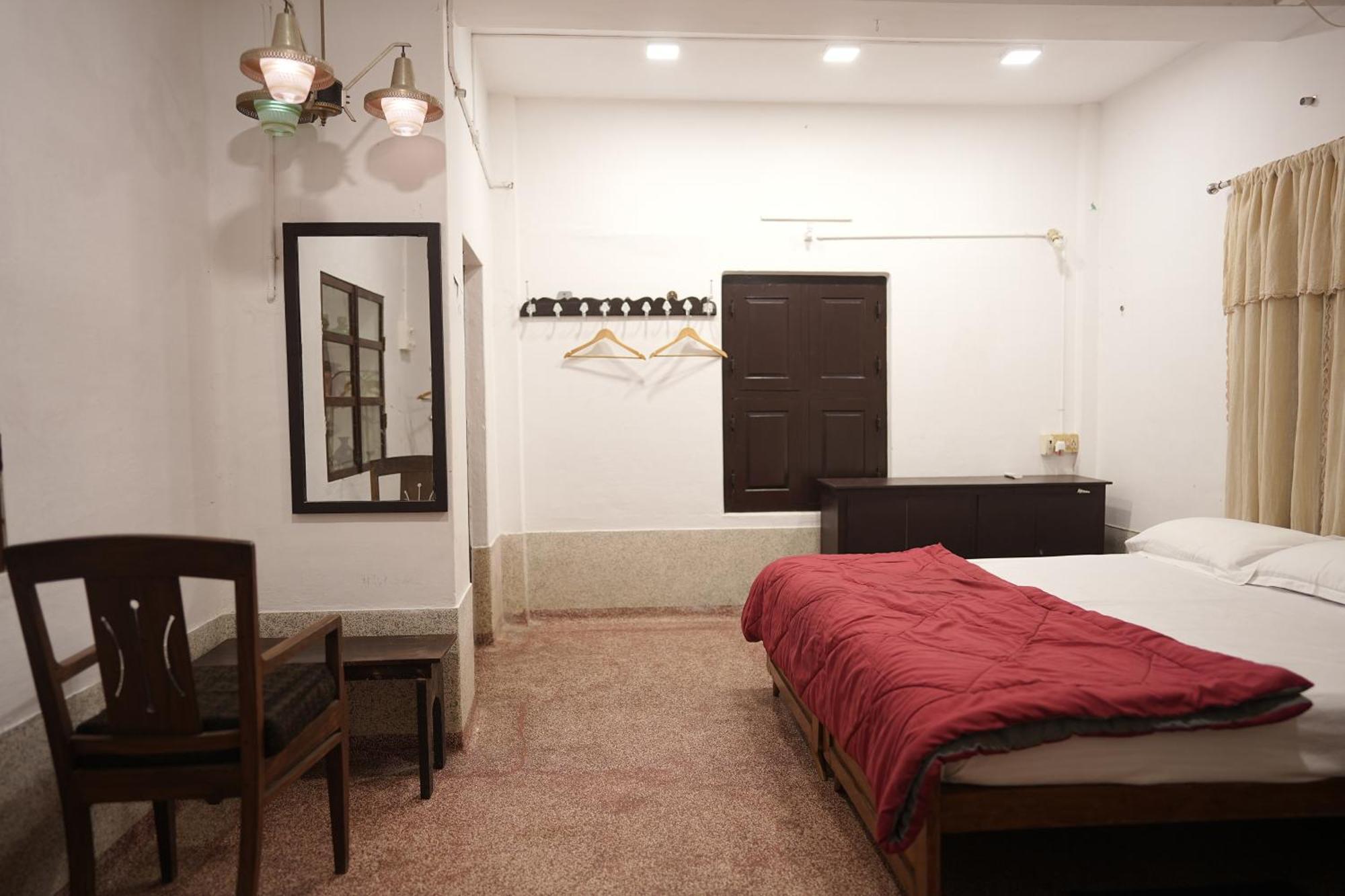 Kayyalas Courtyard Thrissur Exterior photo